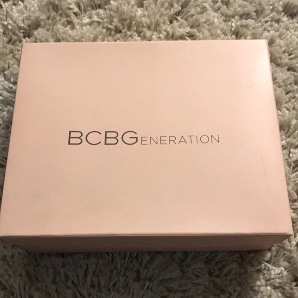 BCBG Black High heel for all occasion! - Picture 2 of 8